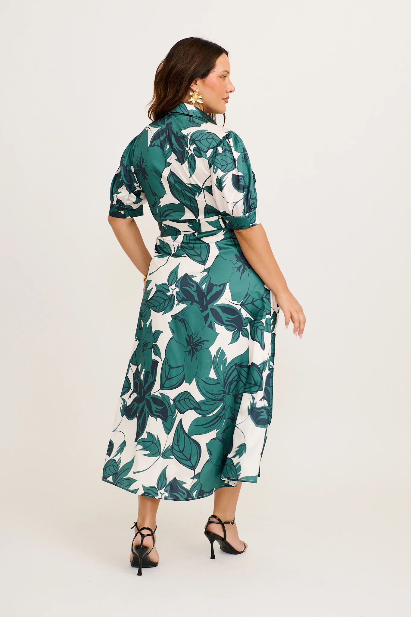 Trinity Maxi Shirt Dress in Emerald Floral Satin - Image 9