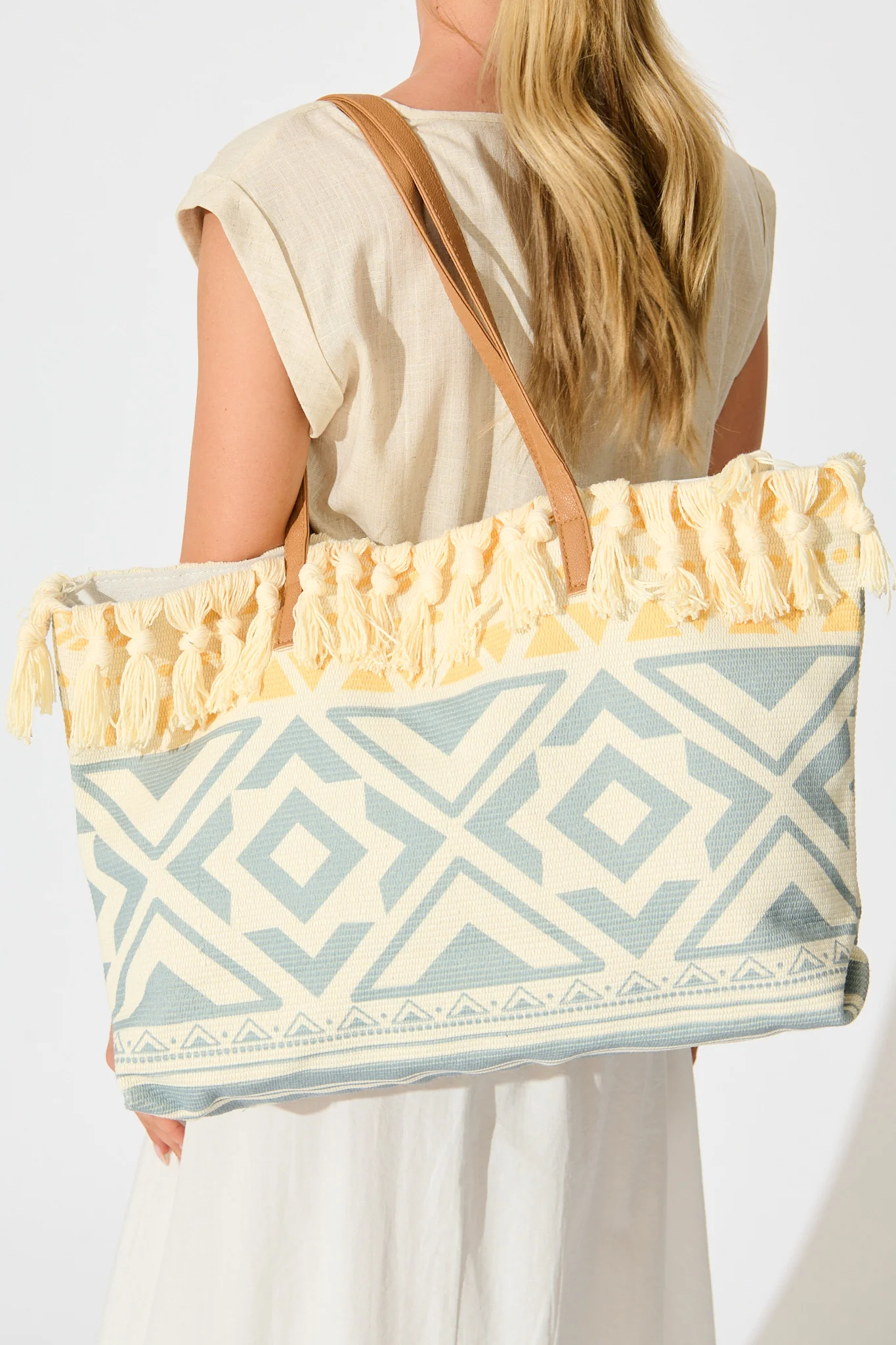 Tropicana Tote Bag in Multi Print - Image 4
