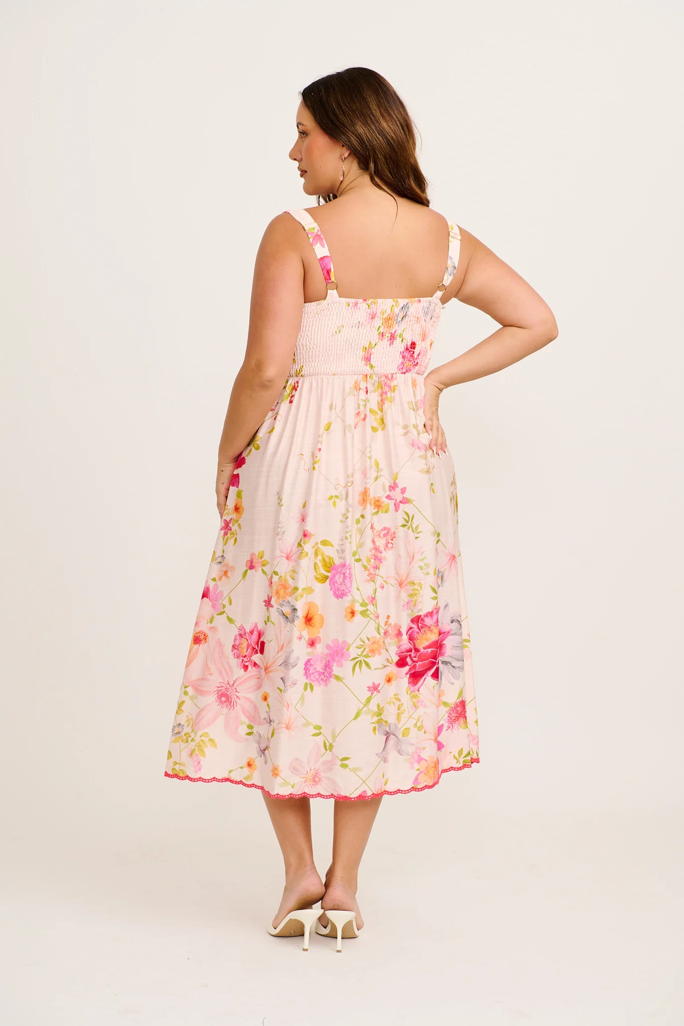 Tuscan Muse Midi Sundress in Light Blush Floral - Image 9