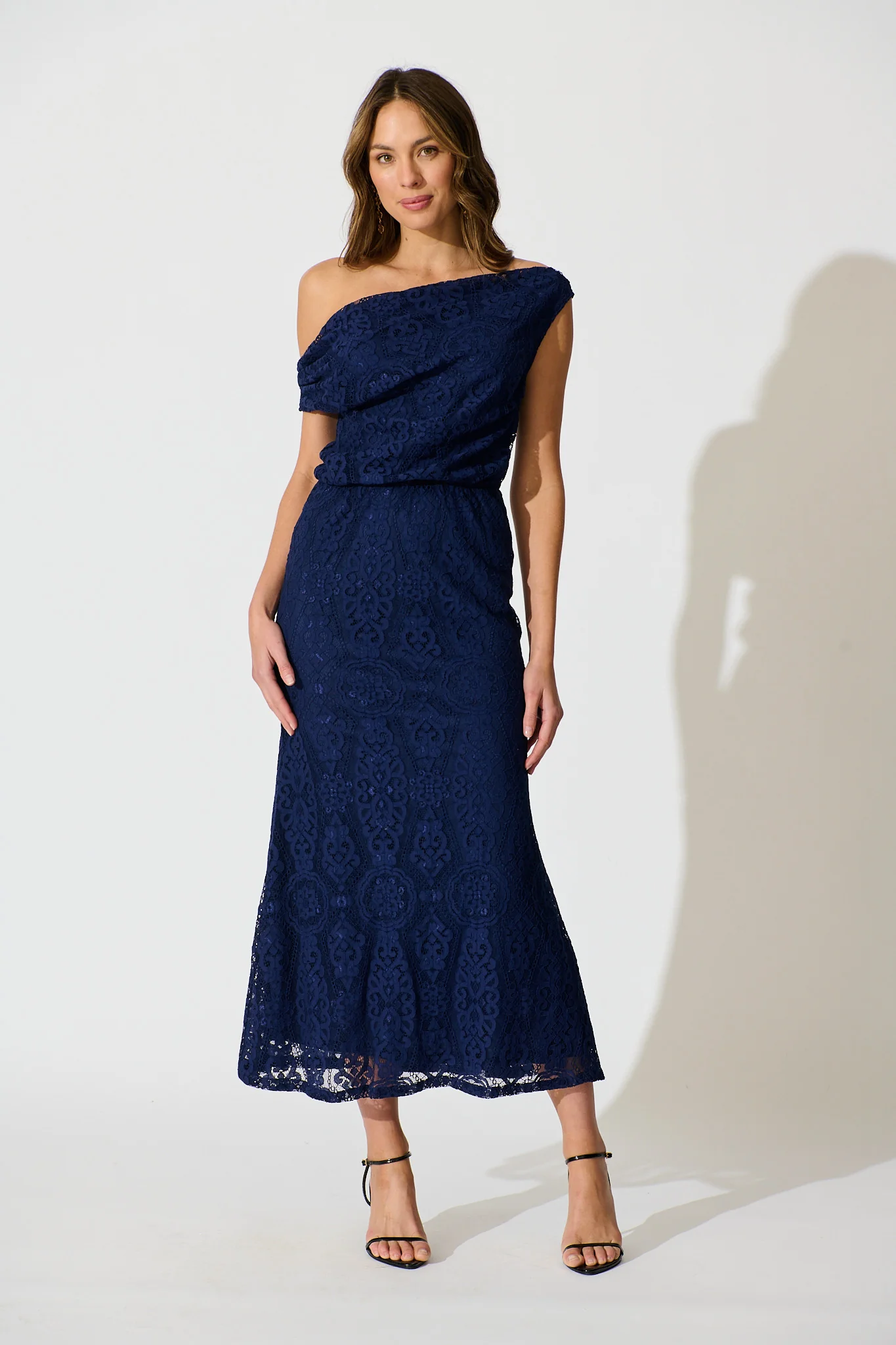 Valencia Lace Midi Dress in Navy - Image 3