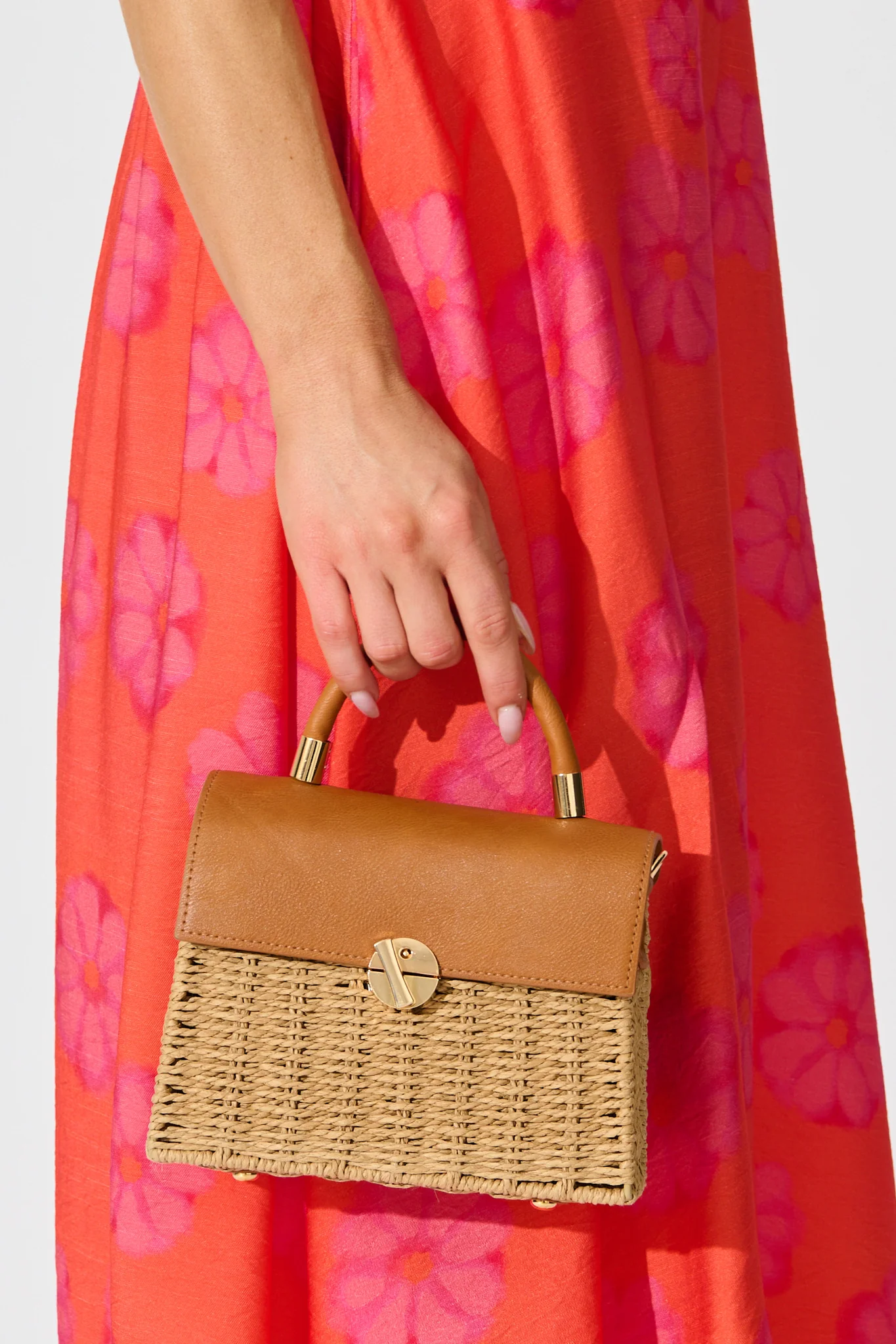 Venezia Handheld Crossbody Bag in Natural with Tan Contrast - Image 8