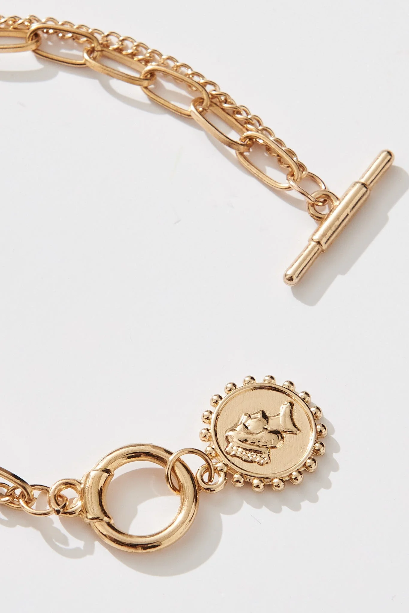 Vista Chain Bracelet In Gold - Image 4