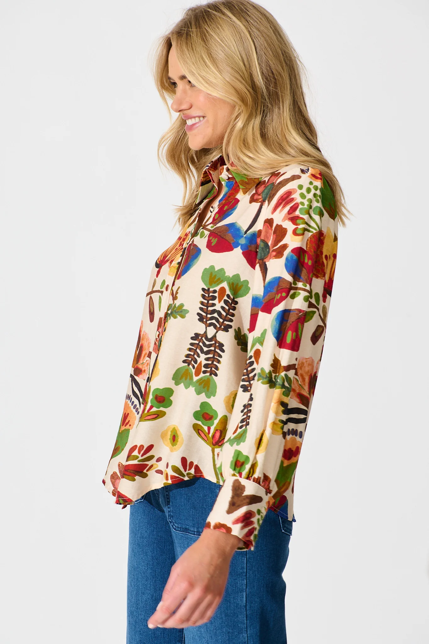 Willow Breeze Shirt in Cream with Multi Floral Print - Image 2