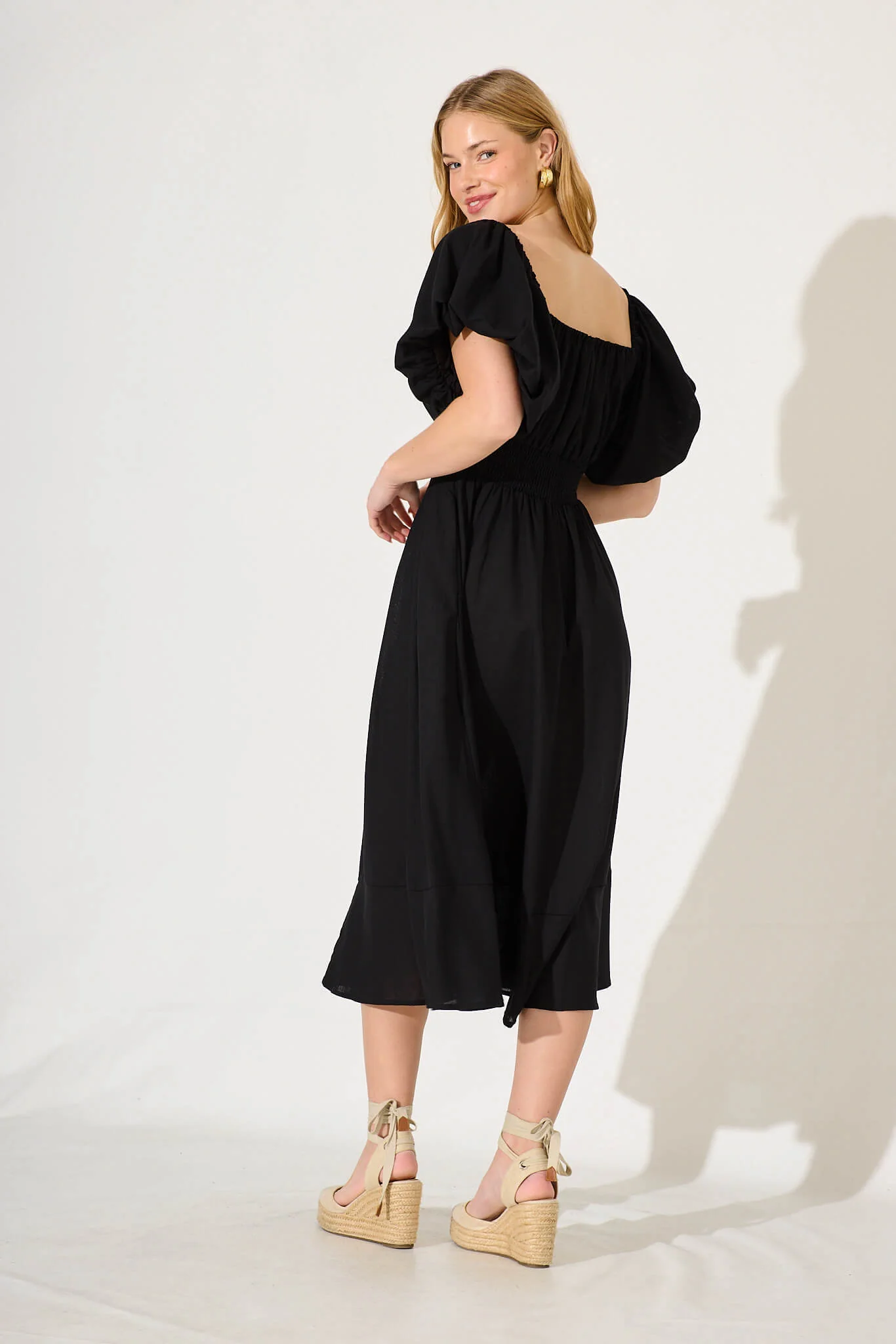 Wintour Midi Dress In Black Linen Blend - Image 4