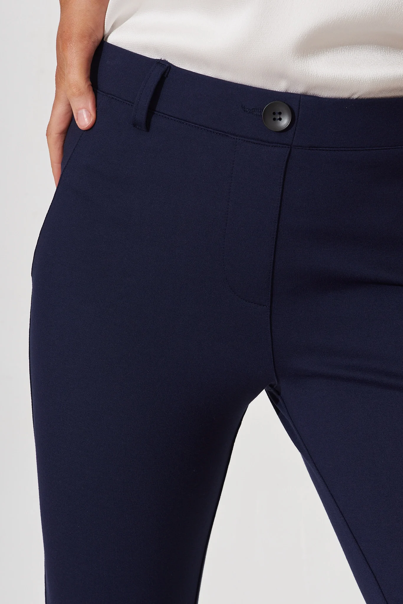 Workflow Skinny Pants In Navy - Image 5
